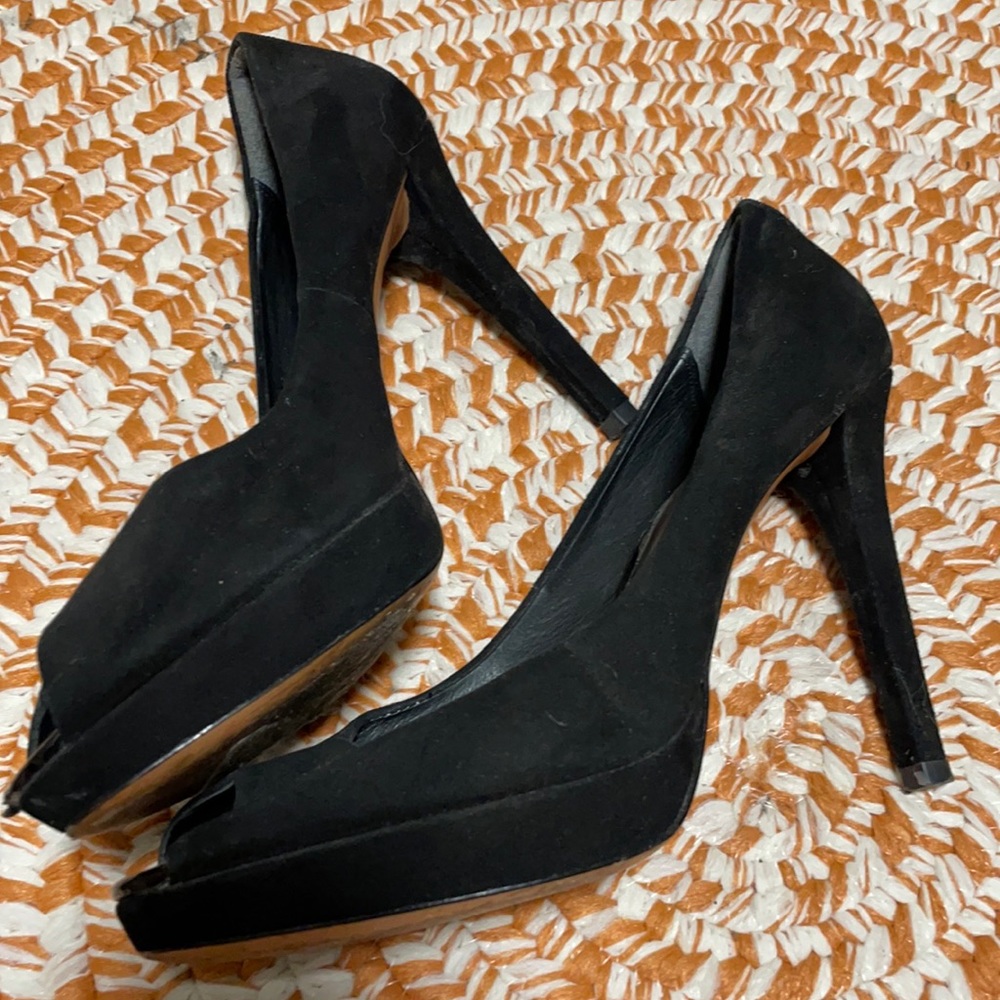 Coach size 8 heels